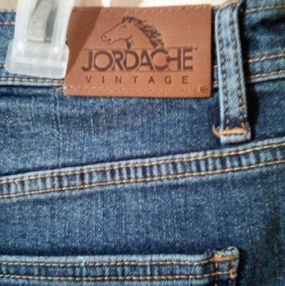 Jordache Distressed Jeans - Picture 15 of 16